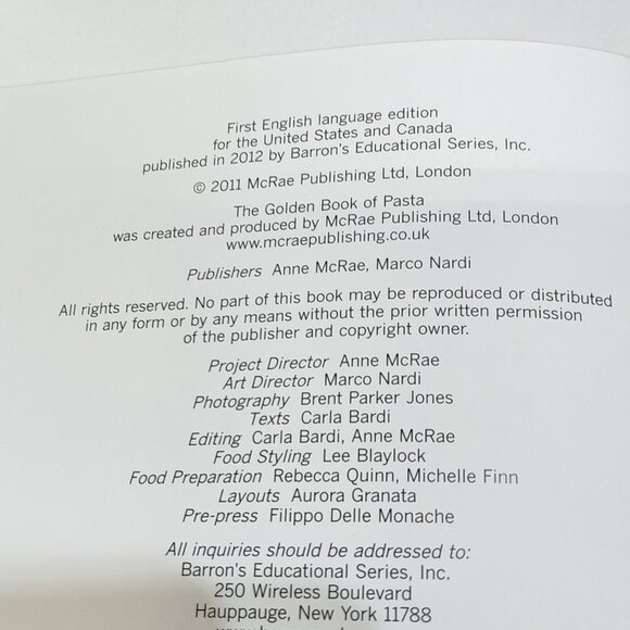 The Golden Book Of Pasta Hardcover Cookbook With Over 250 Recipes By Barrons - Picture 7 of 12